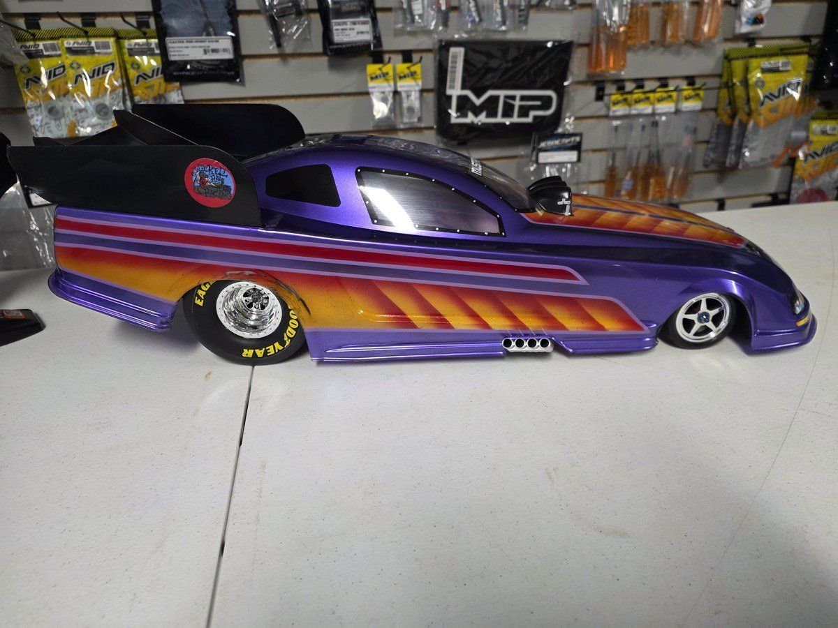Traxxas 1/8 Funny Car Special Edition 69087-4 RTR TQi Red Aluminum Custom Body photo 4