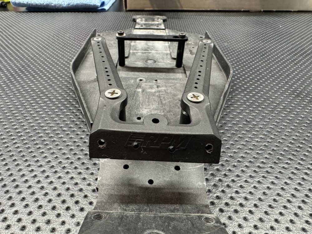 Vintage Andy's Molded RC10 Chassis w/ Battery Box, Bulkhead and RPM Bumper photo 5