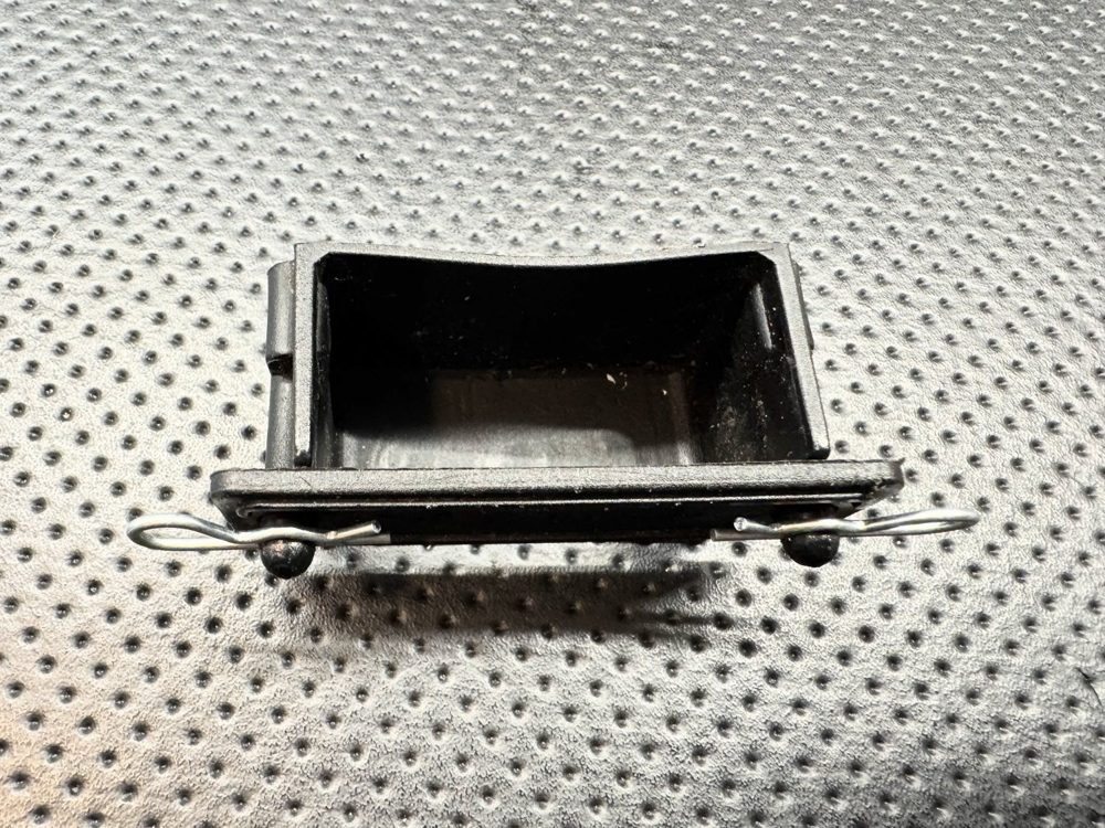 Vintage Andy's Molded RC10 Chassis w/ Battery Box, Bulkhead and RPM Bumper photo 8