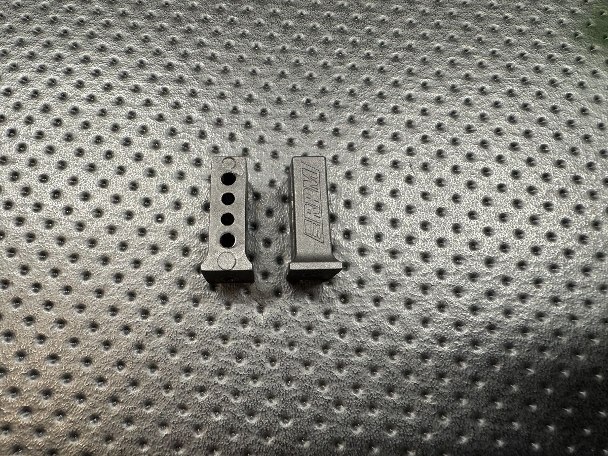 Vintage RPM #70062 RC10 Servo Mounting Posts Pair