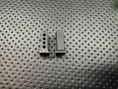 Vintage RPM #70062 RC10 Servo Mounting Posts Pair